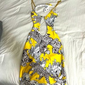 Fashion nova dress size M